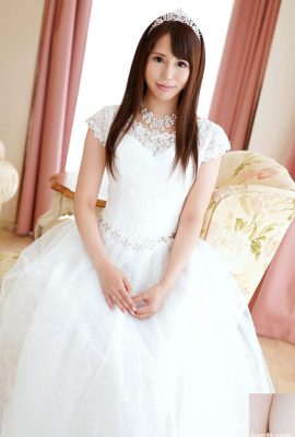 (ساساکورا میوکی) عروس را در حال تلاش برای پوشیدن لباس عروس لعنتی کرد (25P)