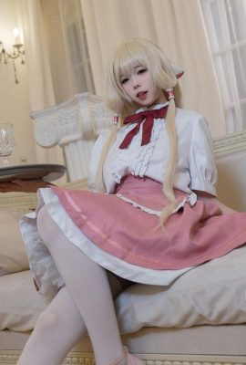 از پیراشکی چسبناک Bunny Girl’s Bunny Maid Xiaoji گاز بگیرید