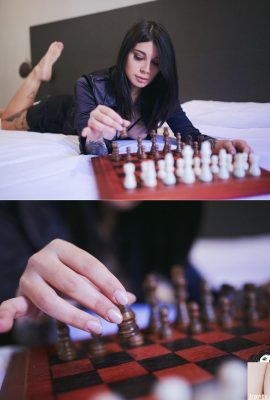 [Suicide Girls] 27 فوریه 2023 – ویستریا – بازی شطرنج[59P]