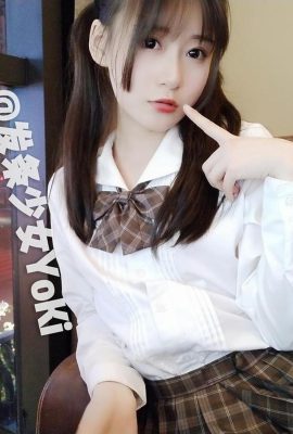 (مجموعه اینترنتی) Weibo Girl Clockwork Girl’s Adventures in Cafe Internet (40P)