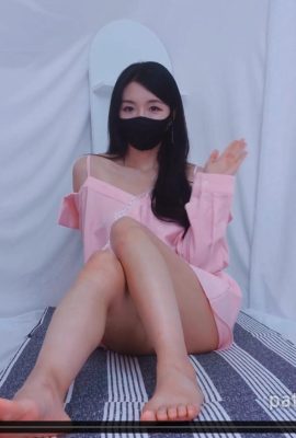 دختر تلویزیون کره ای – سینه (47P)