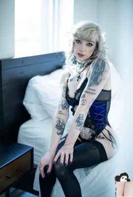 (Suicide Girls) 9 مارس 2024 – Sinkiity – Wonderland (43P)