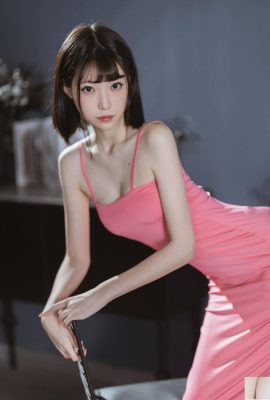 (مجموعه آنلاین) دختر رفاه Xu Lan LAN “Pink Long Dress” VIP Exclusive (42P)