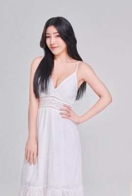 دختر داغ “Xu Wei'an” خلق و خوی زیبایی دارد که هیچ کس نمی تواند جلوی آن را بگیرد و حجم سینه او بسیار قدرتمند است (10P)