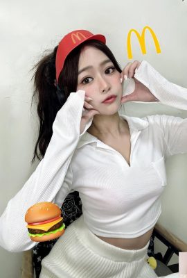 Ma Zhengmei کوچولو “Xu Weihan” چهره ای فرشته ای و چشمان آبکی دارد که باعث آب شدن کاربران اینترنت می شود (10P)
