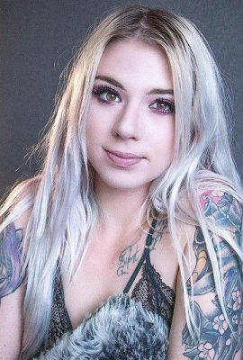 (Suicide Girls) کیتسو -“روباه مهتابی” (45P)