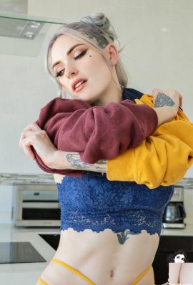 (Suicide Girls) 08 نوامبر 2024 – Torro – Juicy (49P)