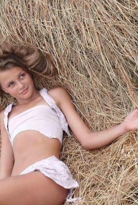 Alina Baletstar – WillingGirl (26P)