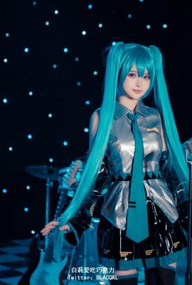 Bai Li عاشق شکلات “Mikin Hatsune Miku” (102p)