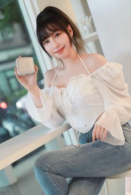 چشم های برقی فوق العاده اغوا کننده “Yu_zhou_na_na” نسبت بدن گرم شما را یخ زده می کند (29p)