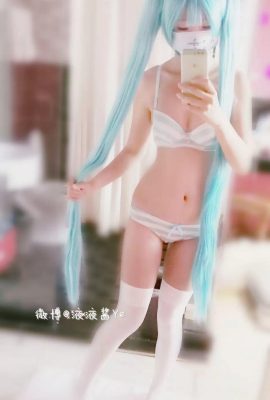 (مایع مایع Yeye) Vocaloid – Hatsune Miku (28p)