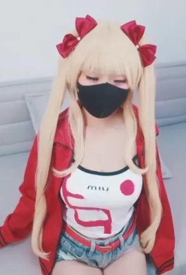 Yoyomi Youyoumi ضد گمشده Cosplay Airi Akizuki-Oni Chichi (20p)