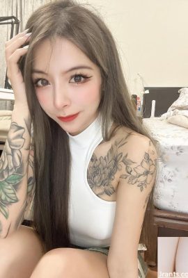 لبخند شیرین “Yifeng Zheng” قلب شما را ضبط می کند (10p)