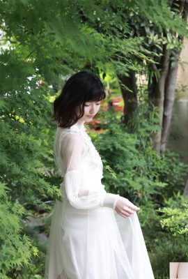 (Ye Yue つばさ) وسوسه پر از سفیدی و حساسیت است که شگفت انگیز است.