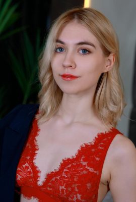 Mia Muse – Ready To Pound (103p)