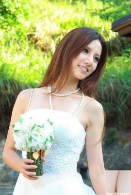 عکسهای رویایی و ظریف عکسهای جالب از ملکه اوتاکو لین کیتی (35p)