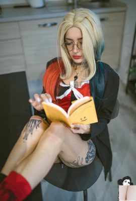 (Suicide Girls) 21 ژوئن 2025 – Catfois – چگونه احساس شما را ایجاد می کند (48p)