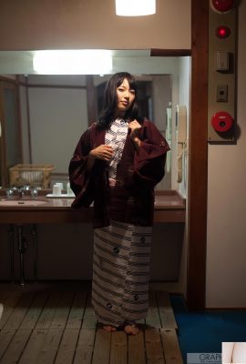 (توسط Acona) بدن گرم پر از منحنی های گرد است (46p)