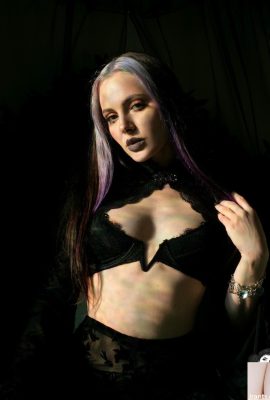 (Suicide Girls) 06 ژوئیه 2025 – ویتادام – ماه (46p)