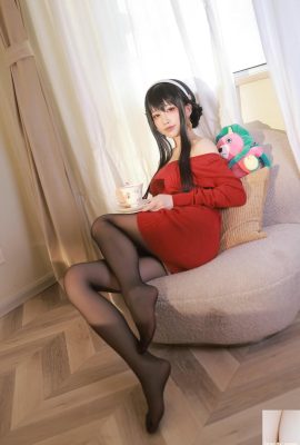 (مجموعه آنلاین) Aqua 水淼–Yor Forger Red Sweater (68P)