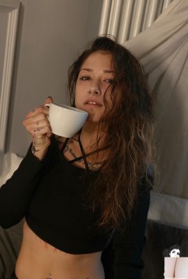 (Suicide Girls) 22 ژوئیه 2025 – استریگاتو – آخرین گرمای سال (42P)