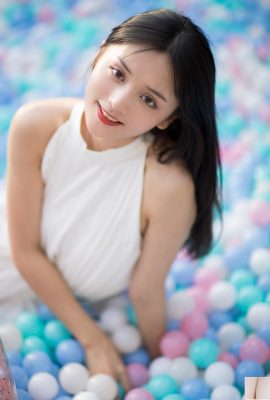 لباس سفید Yuwen (21P