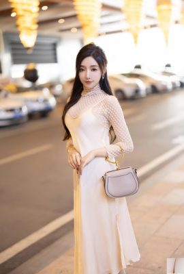 Wang Xinyao – جوراب سفید (120P)