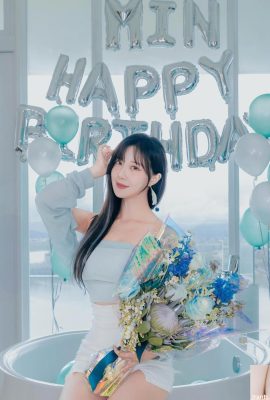 “Yu QingMin” چشمان شیرین و جذابی دارد، چهره ای داغ که قلب مردم را فریب می دهد (10P)