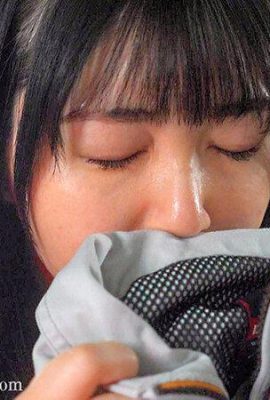 شینشیرو فوواری: یک دختر مدرسه‌ای میانسال و شیفته آلت تناسلی، شروع به خودارضایی با مردی می‌کند که مدت‌هاست دوستش داشته است… (21P)