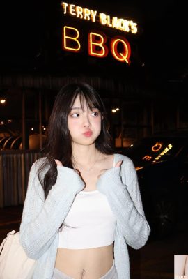 “Yuanyuan” تمام قله های دوقلویی که قرار است بیرون بیایند توسط شما گرفته شده است (10P)