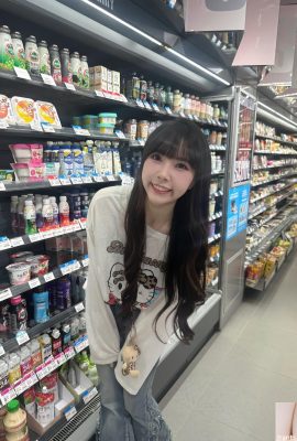 “Kiyomi 玹玹” هیکل سکسی و جذابیت فریبنده او (10P)